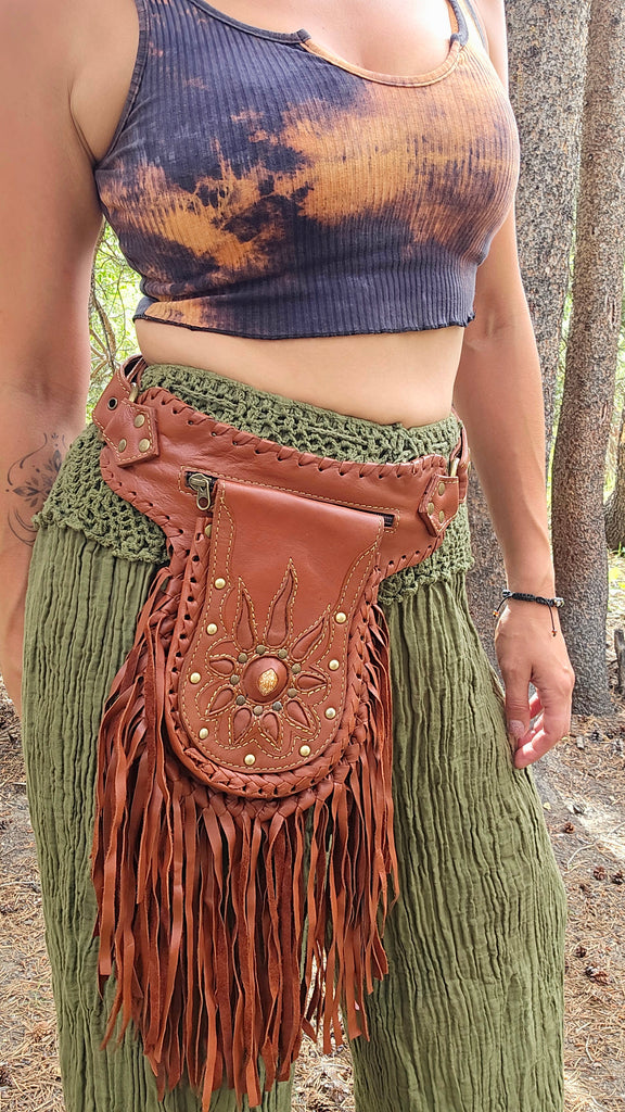 Leather Fringe Belt Bag with 3 Pockets – Western Hip Pouch Utility Belt in Black & Brown – Genuine Leather